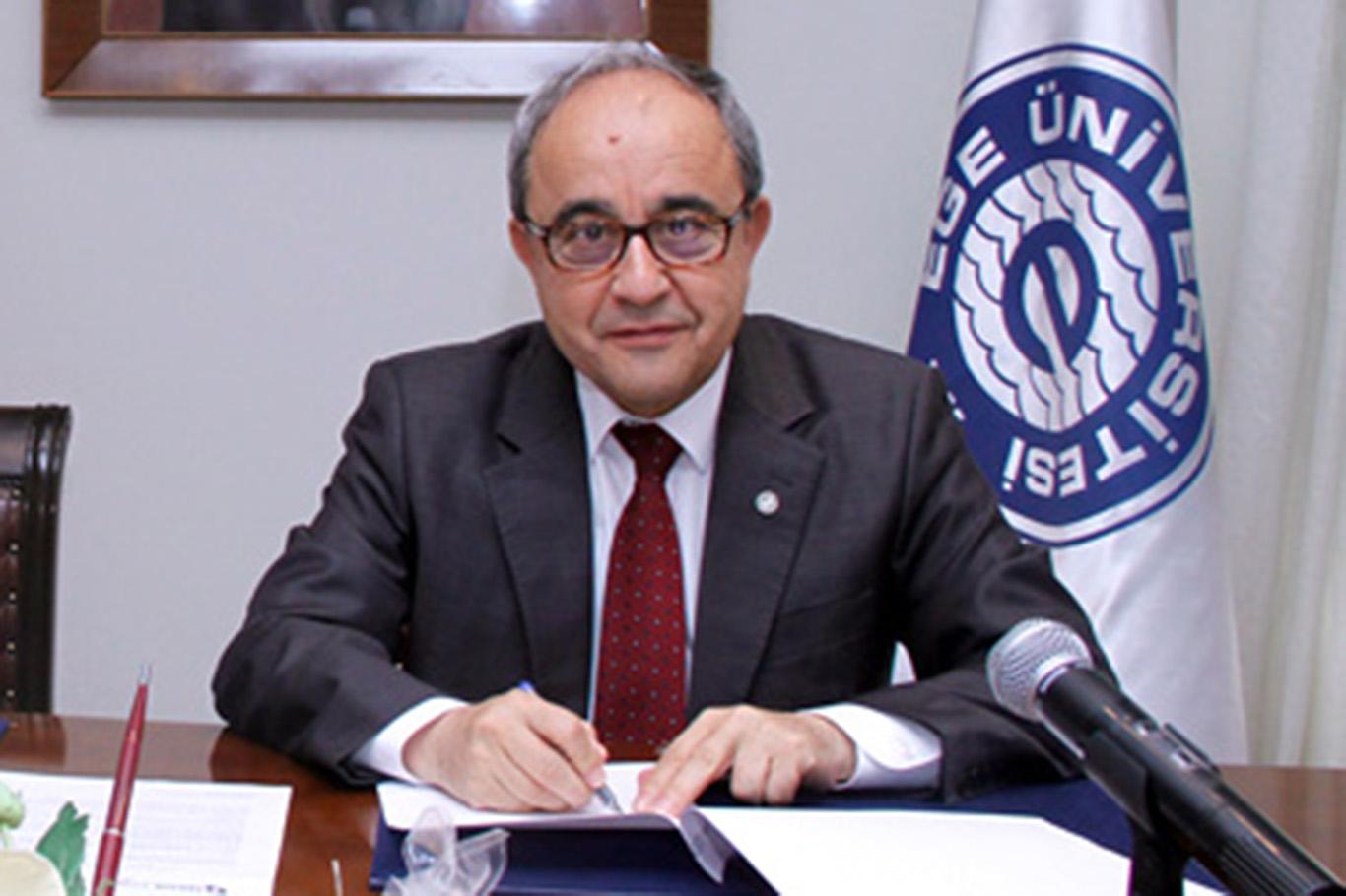 Pamukkale Üniversitesi Rektörü gözaltına alındı Pamukkale Üniversitesi Rektörü gözaltına alındı